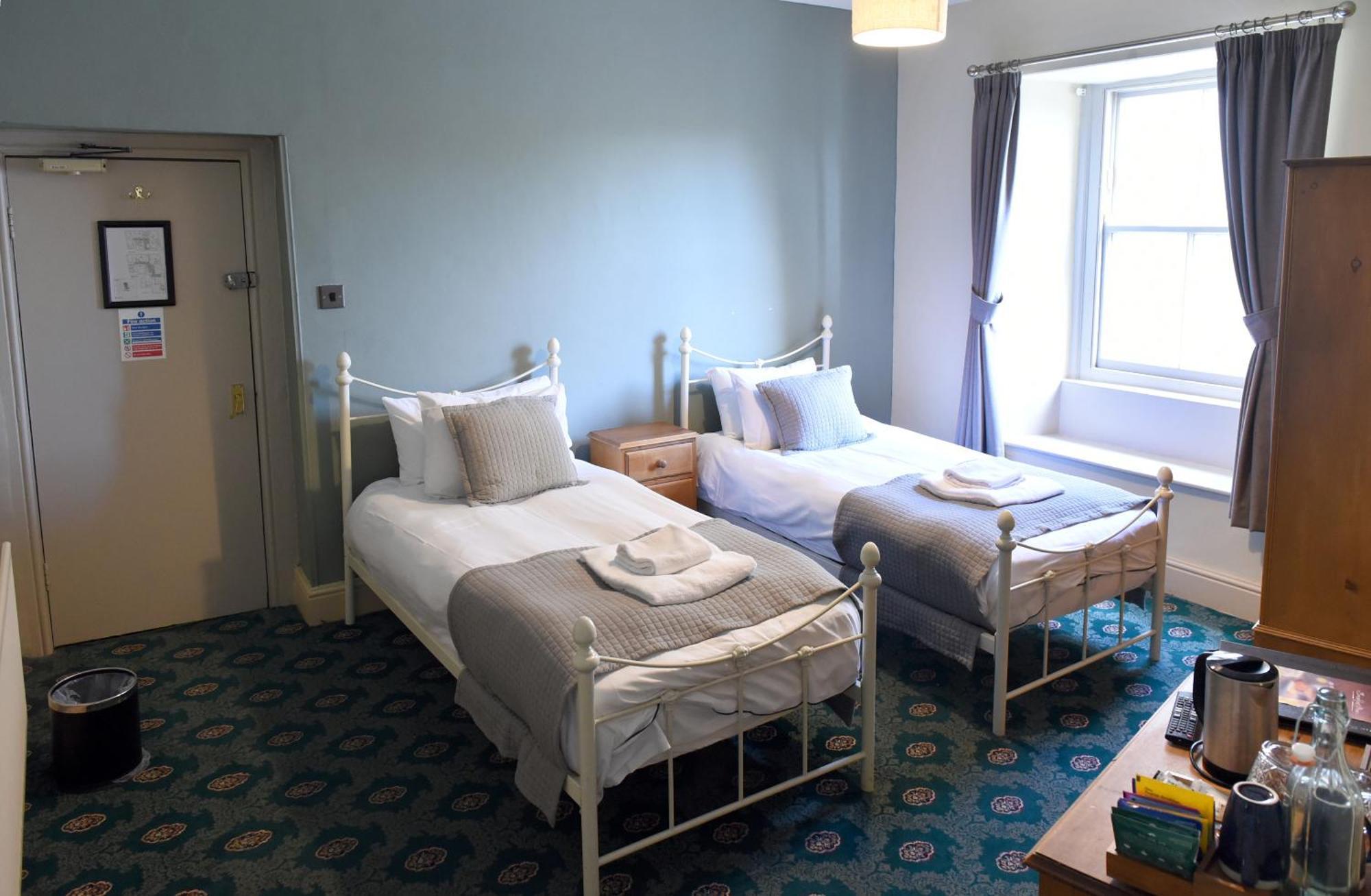 Black Bull Hotel เคิร์กบีสตีเฟน ห้อง รูปภาพ